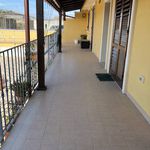 Affitto 5 camera appartamento di 200 m² in Brindisi