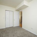 Rent 3 bedroom apartment of 1400 m² in Chicago