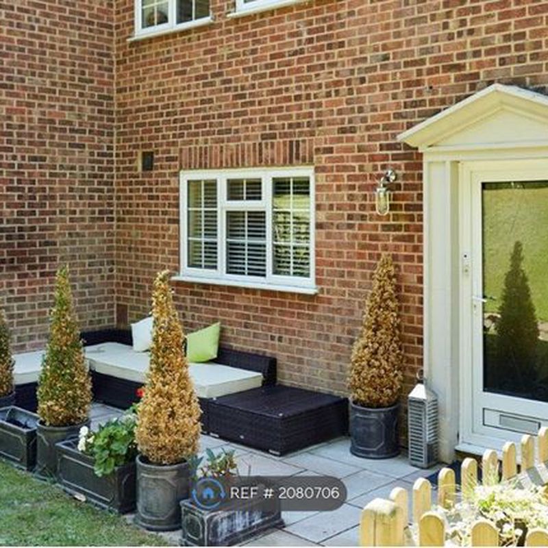 Terraced house to rent in Carlton Crescent, Tunbridge Wells TN1 Royal Tunbridge Wells