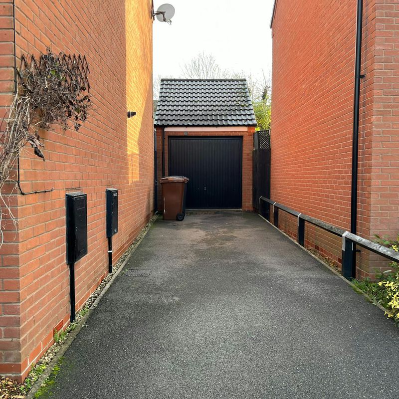 Semi-detached House to rent on Kipling Drive Melton Mowbray,  LE13, United kingdom