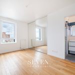 Rent 5 bedroom apartment of 98 m² in Clichy