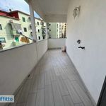 Affitto 2 camera appartamento di 55 m² in Napoli
