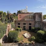 Rent 5 bedroom house of 450 m² in Rome