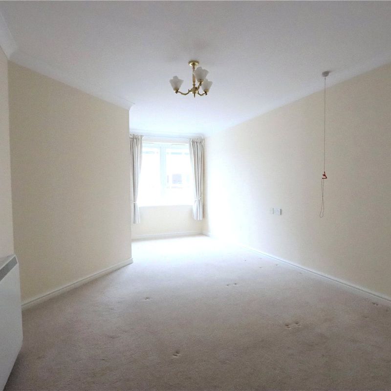 Flat to Rent in Hampshire - Windsor Way - CST220240