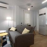 Alquilo 2 dormitorio apartamento de 60 m² en Madrid