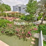 Rent 3 bedroom house of 218 m² in Dubai