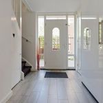 Huur 6 slaapkamer huis van 195 m² in Den Haag