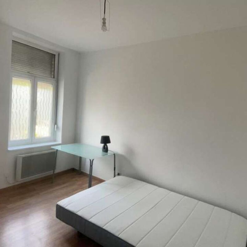Location appartement 2 pièces 34 m² Lille (59000)