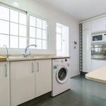 Rent 8 bedroom apartment in València