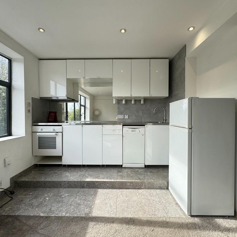 Property in Archway Road, Highgate, London, N6 5AX