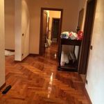 Rent 5 bedroom apartment of 220 m² in Roma