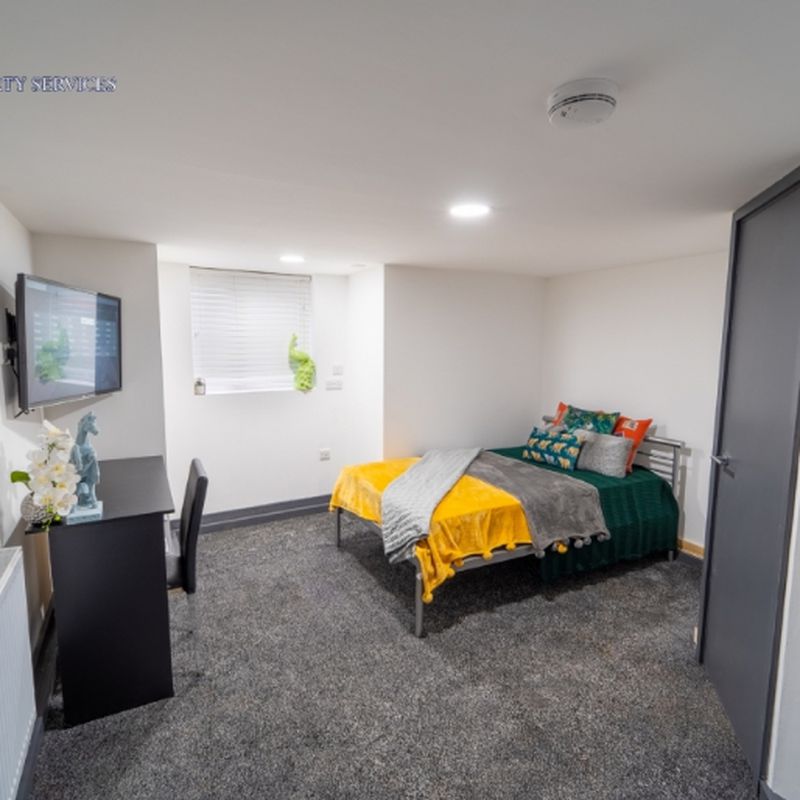 Bills Included:  21 Heely Road - Ensuites opposite selly oak Train station Rode
