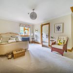 Rent 5 bedroom house in Haywards Heath