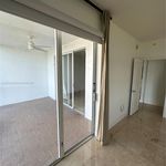 Rent 3 bedroom apartment of 1700 m² in Doral