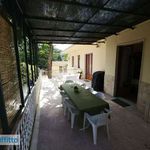Affitto 4 camera casa di 500 m² in Nicolosi