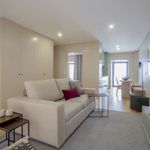 Rent 1 bedroom apartment of 60 m² in porto