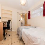 Rent 6 bedroom student apartment in Canterbury