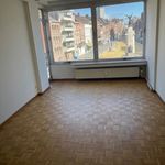 Huur 2 slaapkamer appartement in Charleroi