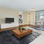 Rent 2 bedroom apartment of 966 m² in Evanston