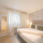 Rent 3 bedroom apartment of 180 m² in Madrid