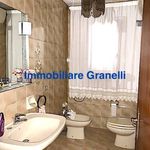 Affitto 4 camera appartamento di 86 m² in Empoli