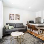 Rent 3 bedroom student apartment of 9 m² in Montréal