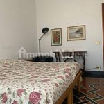 Rent 5 bedroom apartment of 120 m² in Genoa