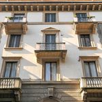 Affitto 4 camera appartamento di 155 m² in Milano