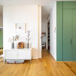 Rent 2 bedroom apartment of 182 m² in Sint-Katelijne