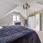 Rent 5 bedroom house in Bracknell