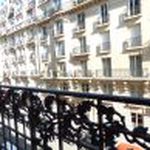 Rent 2 bedroom apartment of 98 m² in Paris