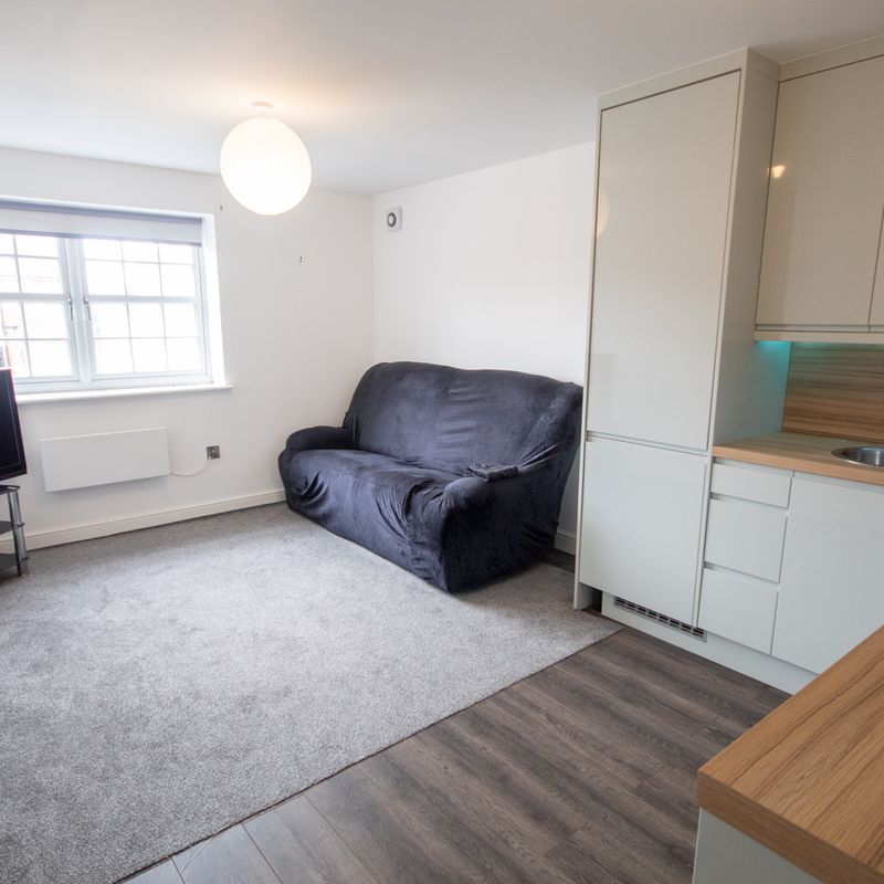 Modern one bedroom apartment in the heart of the Marina, Hull Kingston upon Hull
