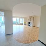 Rent 3 bedroom apartment of 130 m² in Uccle