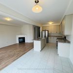 Rent 4 bedroom house of 194 m² in Centre Wellington
