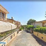 Rent 4 bedroom apartment of 120 m² in Roma