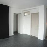 Rent 3 bedroom apartment of 5323 m² in REIMS