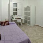 Rent 3 bedroom apartment of 70 m² in València