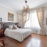 Alquilo 3 dormitorio apartamento de 220 m² en Madrid