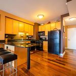 Rent 1 bedroom apartment of 800 m² in Chicago
