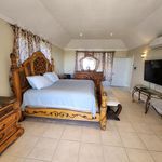 Rent 5 bedroom house of 1021 m² in Kingston
