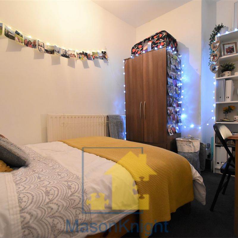2024/2025 ACADEMIC YEAR 5 Double Bedroom House, 2 Bathrooms, Manilla Road, available for students or a group of working professionals, Selly Oak