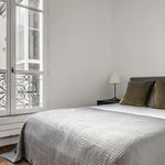 Appartement de 95 m² avec 2 chambre(s) en location à Tour Eiffel, Invalides – Ecole Militaire, Saint-Thomas d’Aquin