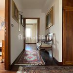 Affitto 5 camera appartamento di 120 m² in L'Aquila