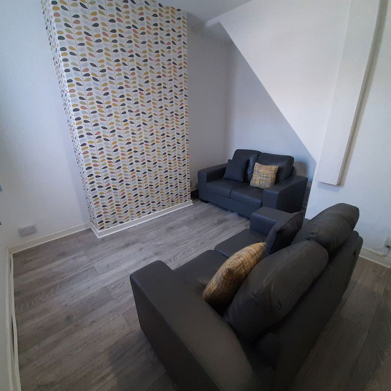 Room in a 2 Bedroom Apartment, 126 Portman Street, Middlesbrough