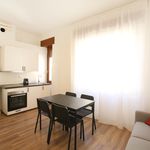 Rent a room of 108 m² in Modena