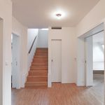 Pronajměte si 3 ložnic/e byt o rozloze 203 m² v Praha
