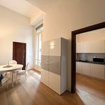 Affitto 6 camera casa di 180 m² in Torino