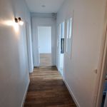 Rent 3 bedroom apartment of 51 m² in Compiègne