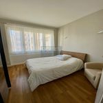 Appartement de 76 m² avec 3 chambre(s) en location à Lyon