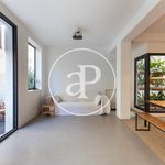 Rent 1 bedroom apartment of 109 m² in València